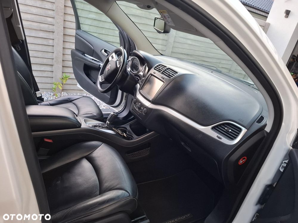 Fiat Freemont 2.0 Multijet 16V DPF Automatik Allrad Black Code - 11