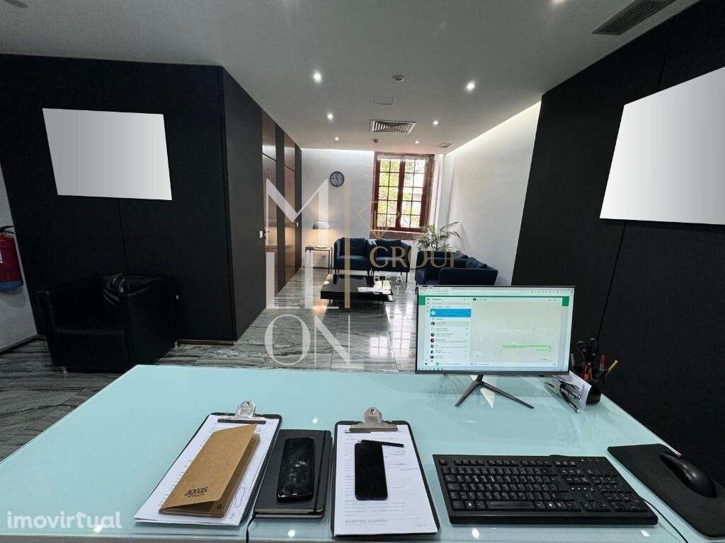 Clínica | 7 Gabinetes | Investimento | Rua da Carreira | São Pedro | F - Grande imagem: 3/22