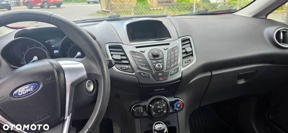 Ford Fiesta 1.25 Trend Edition - 10
