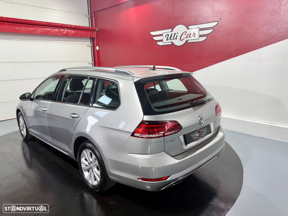 VW Golf Variant 1.6 TDi Confortline - 17