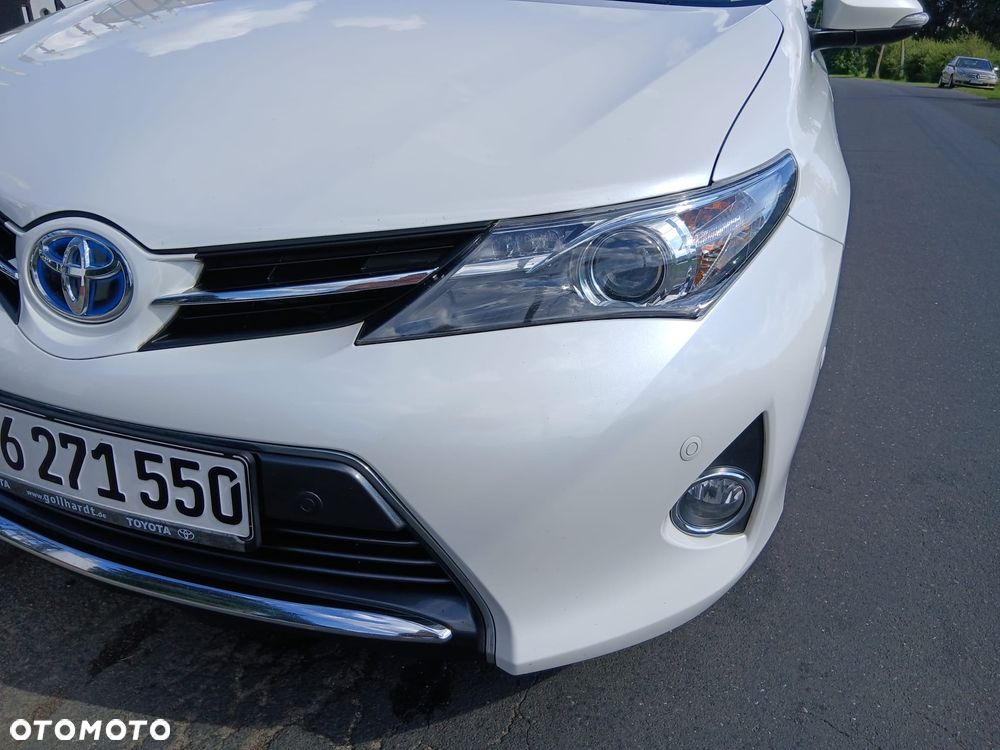 Toyota Auris 1.8 HSD Prestige - 9