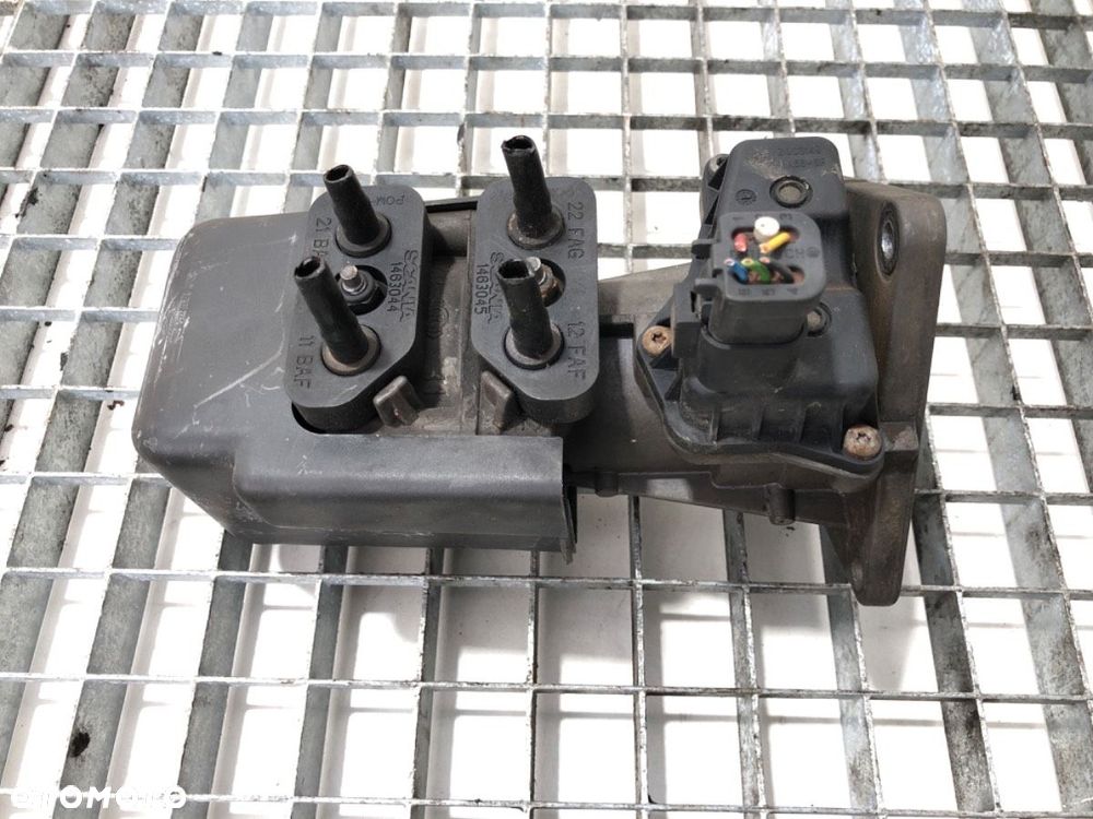 ZAWÓR GŁÓWNY HAMULCA - 756.00 PLN - SCANIA P,G,R,T - series 2003 - 2022 R 450 K091825 - 2