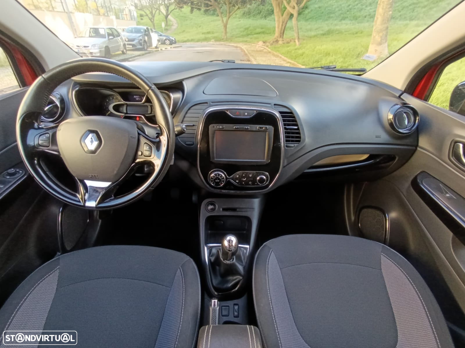 Renault Captur 0.9 TCE Exclusive - 11