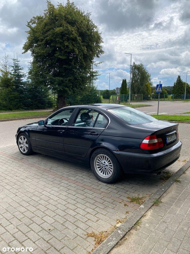 BMW Seria 3 325i - 2