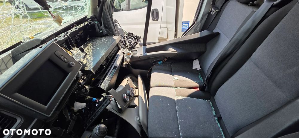 Renault Master - 13