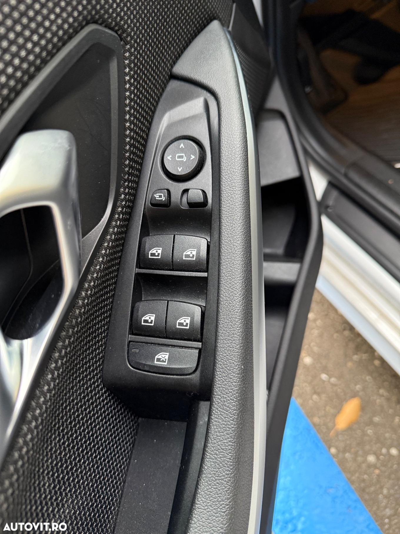 BMW Seria 3 320i Aut. - 23