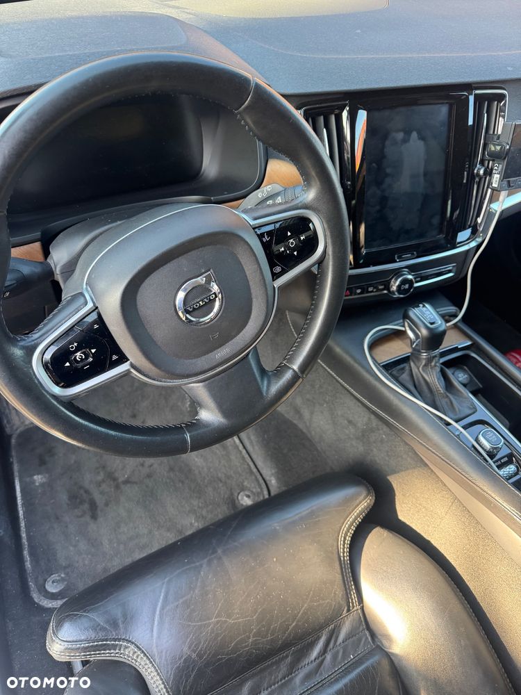 Volvo V90 D3 Inscription - 16