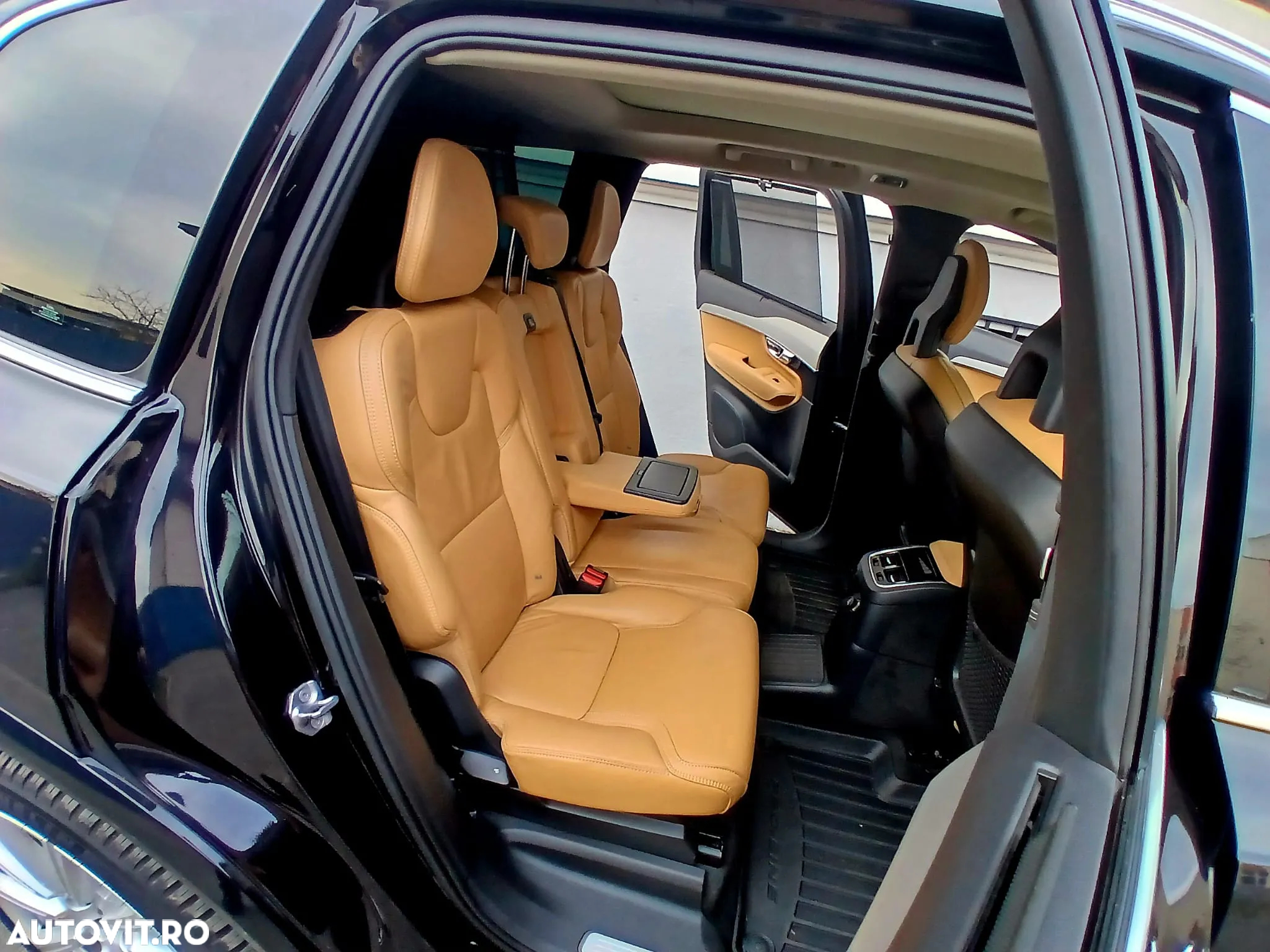 Volvo XC 90 T8 AWD Twin Engine Geartronic Inscription - 9