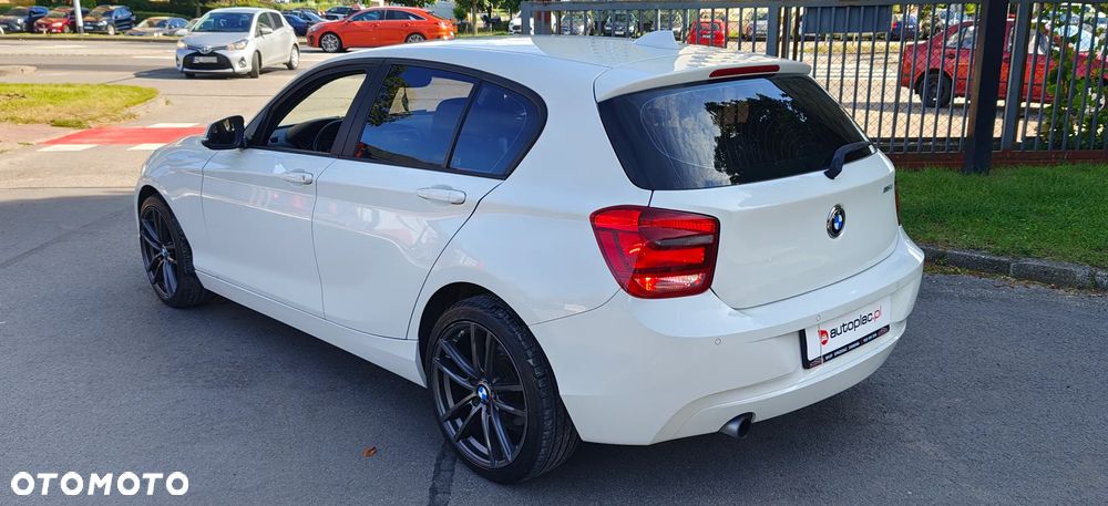 BMW Seria 1 116i - 4