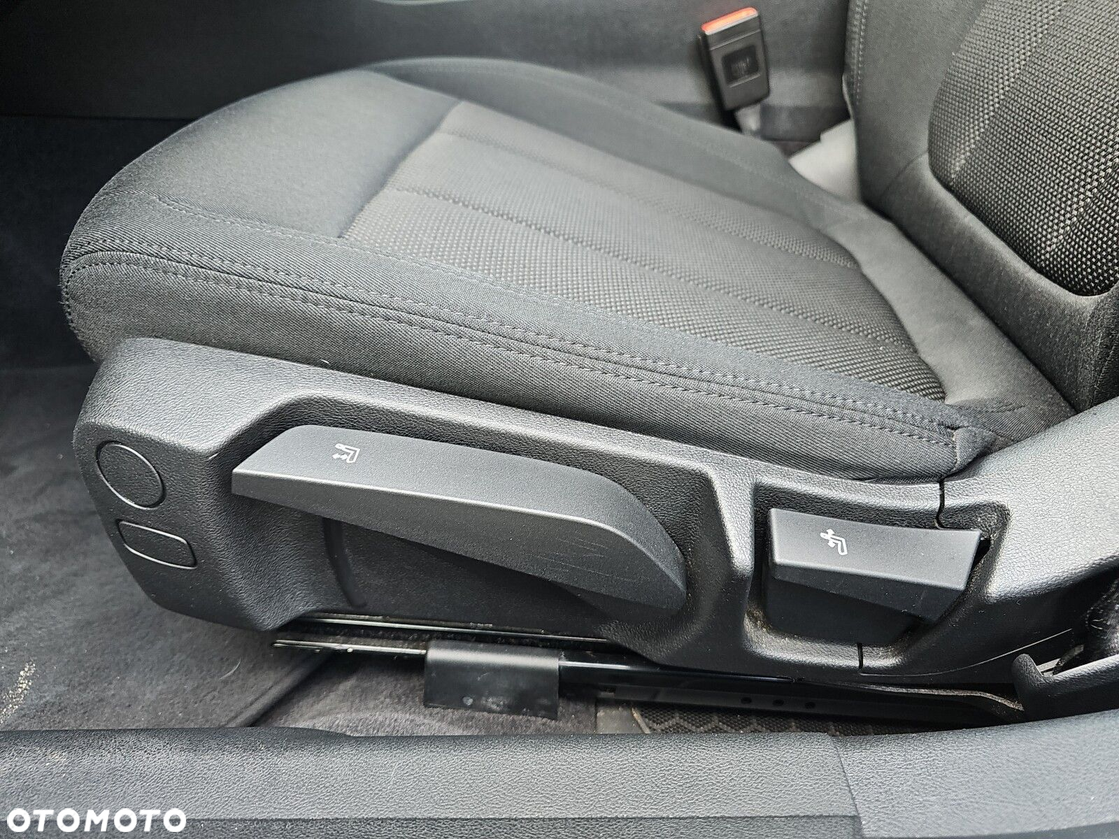 BMW Seria 3 - 24