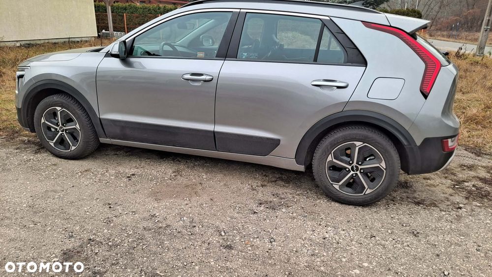 Kia Niro 1.6 GDI Hybrid M - 2