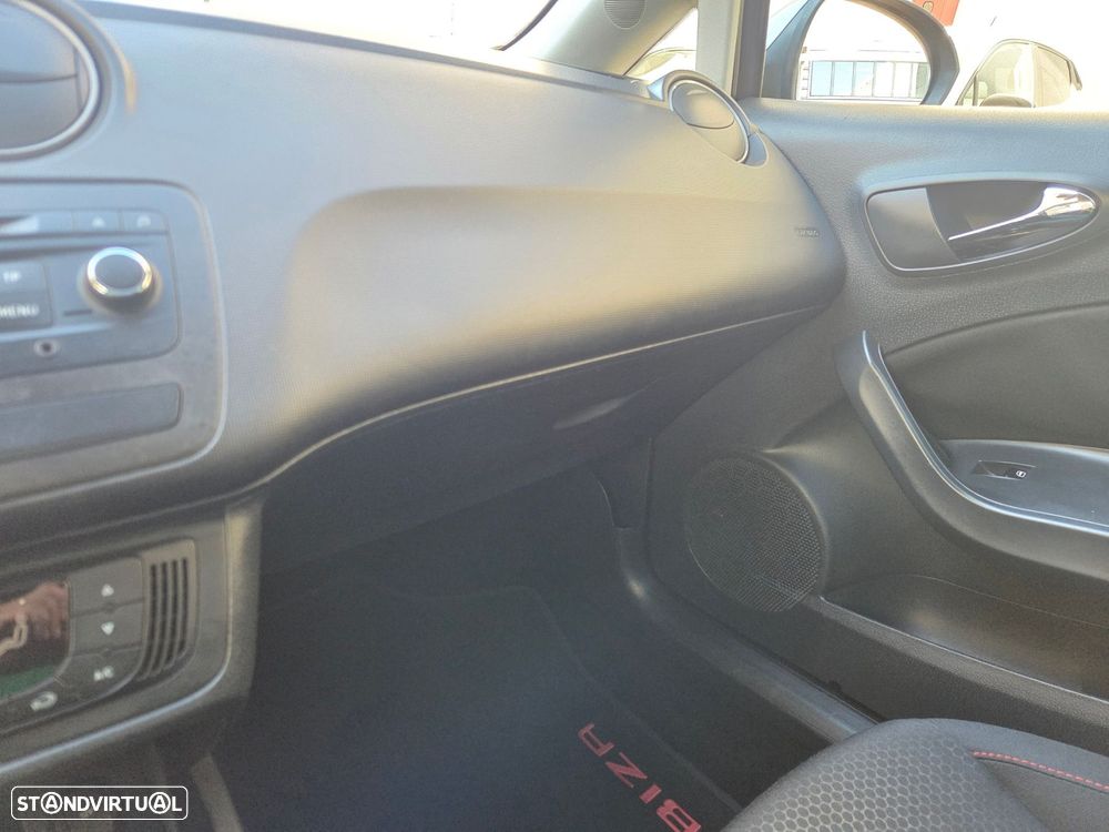 SEAT Ibiza 1.6 TDI FR 30 Anos DSG - 24