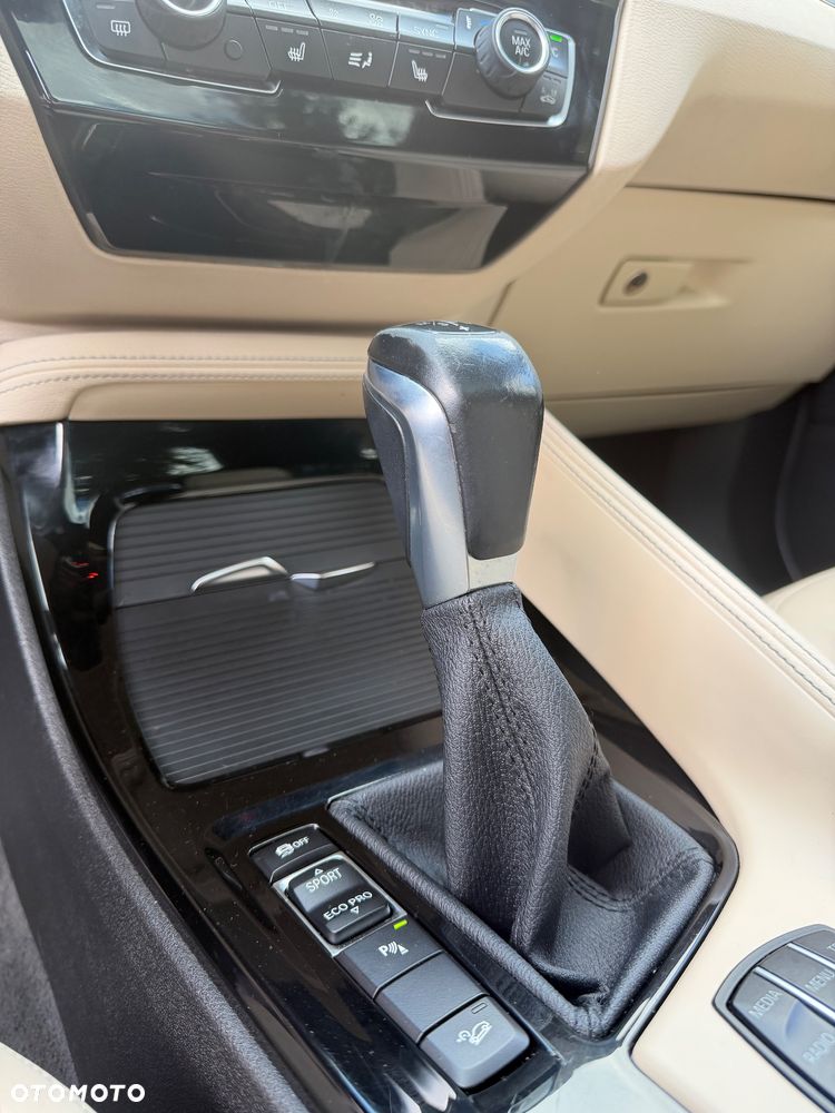 BMW X1 - 24