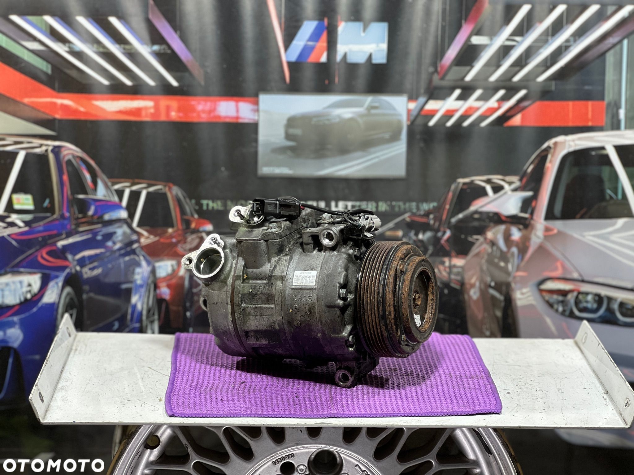 BMW E60 E61 E63 E64 LCI LIFT N53B30A  KOMPRESOR SPRĘŻARKA KLMATYZACJI 6961621 - 1