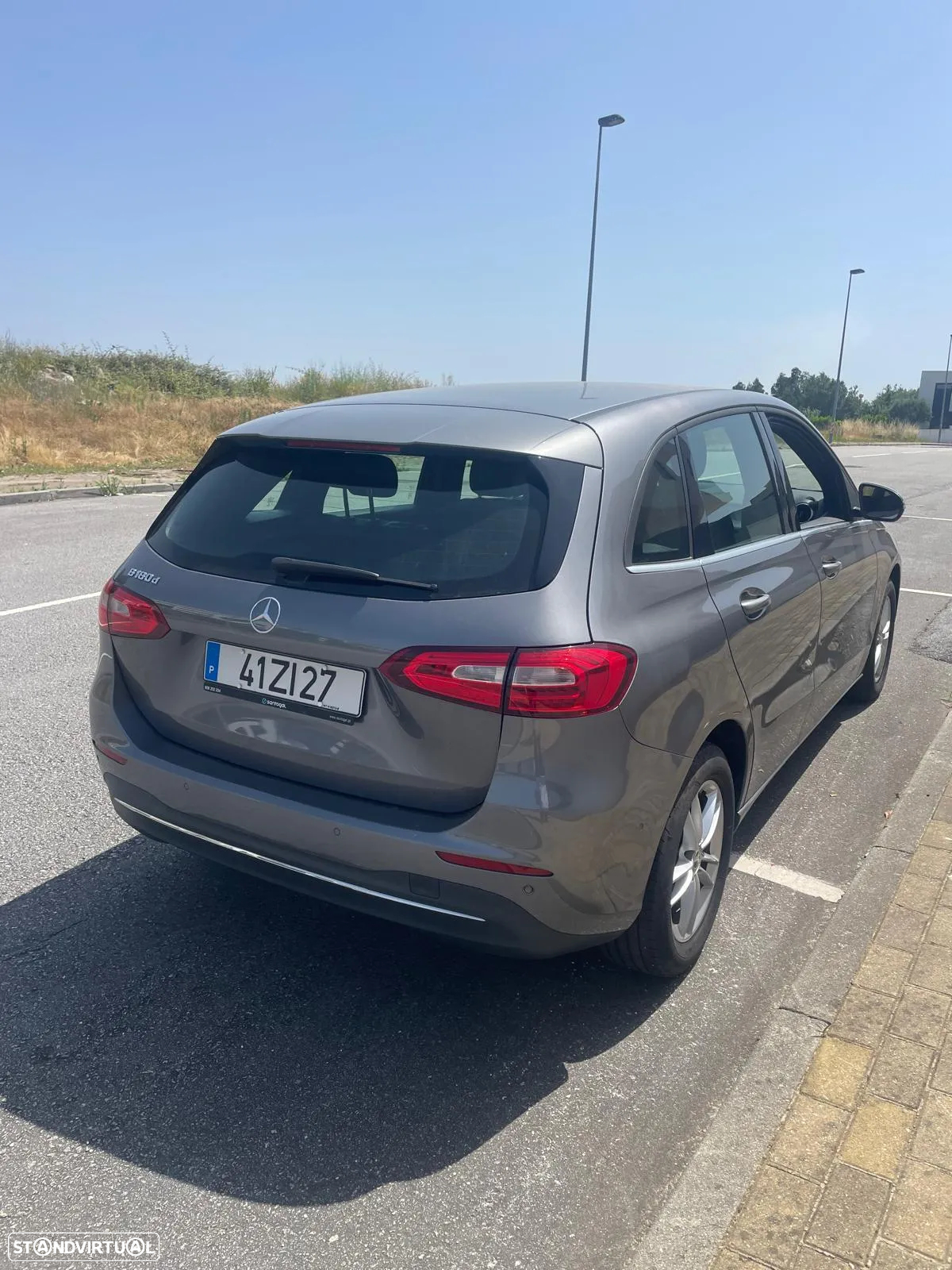 Mercedes-Benz B 180 d Style Plus Aut. - 6