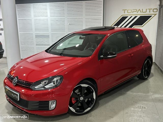 VW Golf 2.0 GTI DSG adidas - 2