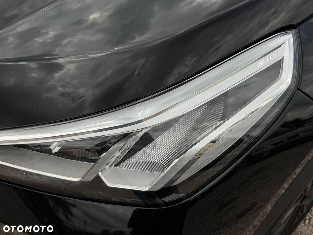 BMW X1 sDrive18i xLine - 10