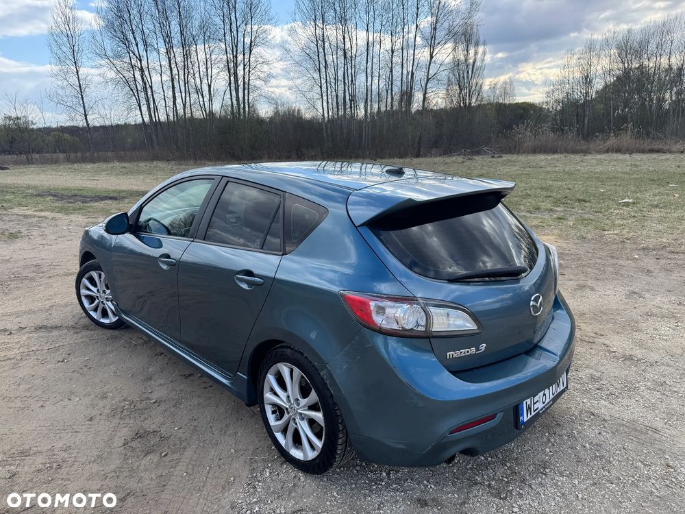 Mazda 3 - 4