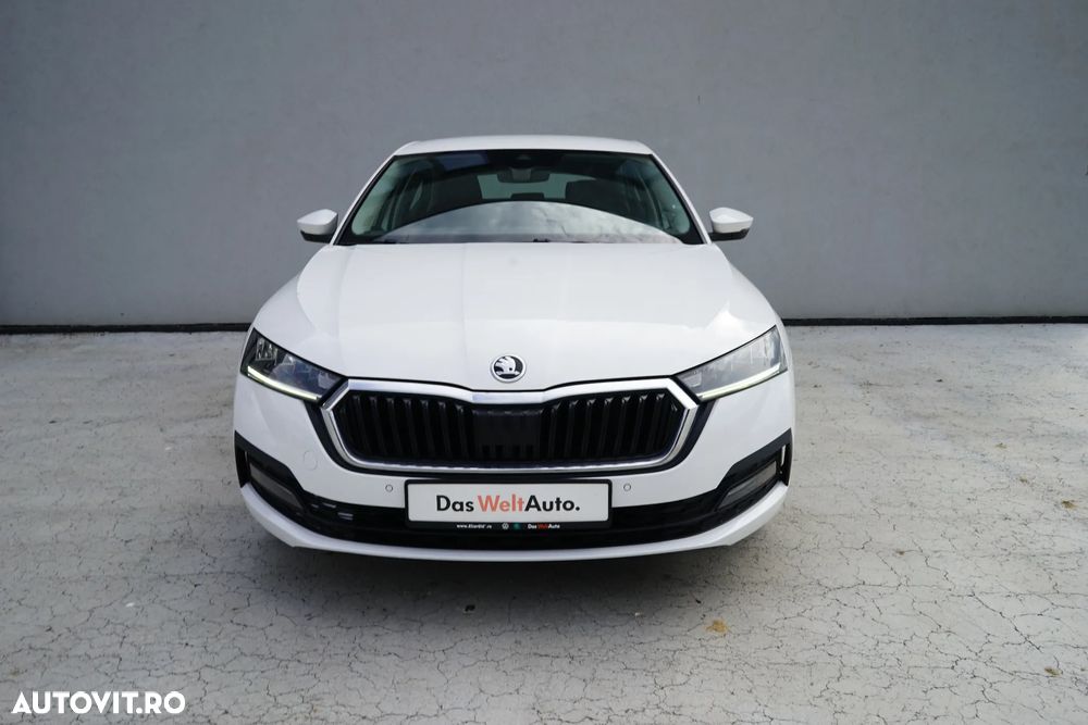 Skoda Octavia 2.0 TDI DSG Ambition - 9