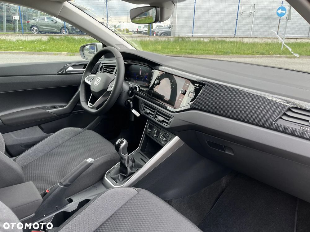 Volkswagen Polo 1.0 MPI Life Plus - 21