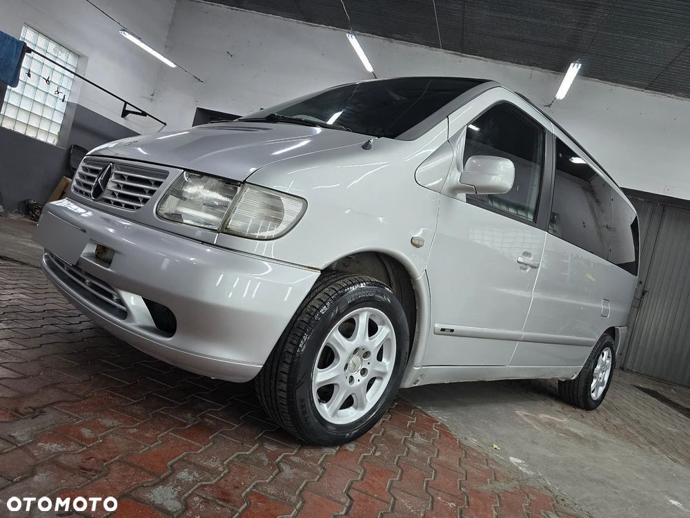 Mercedes-Benz Klasa V - 4