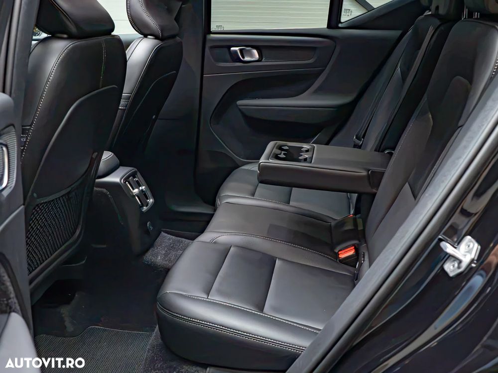 Volvo XC 40 T4 Recharge DKG Inscription - 25