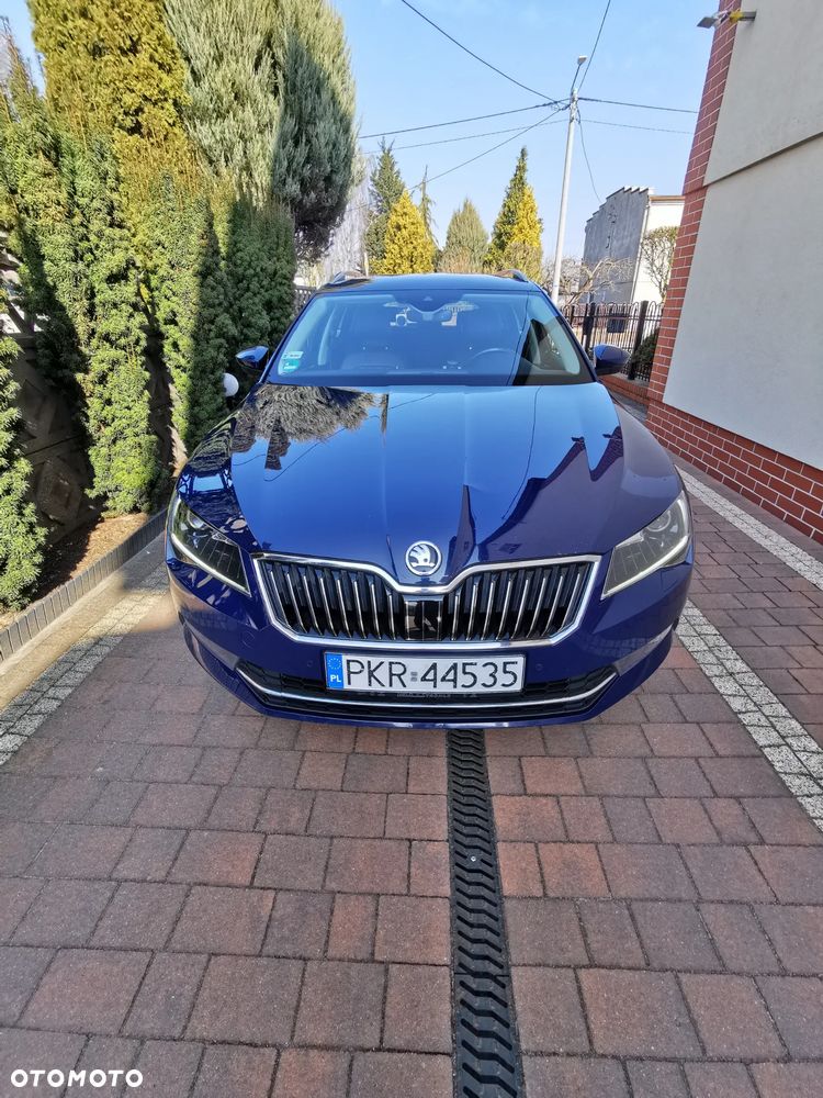 Skoda Superb 2.0 TDI L&K - 11