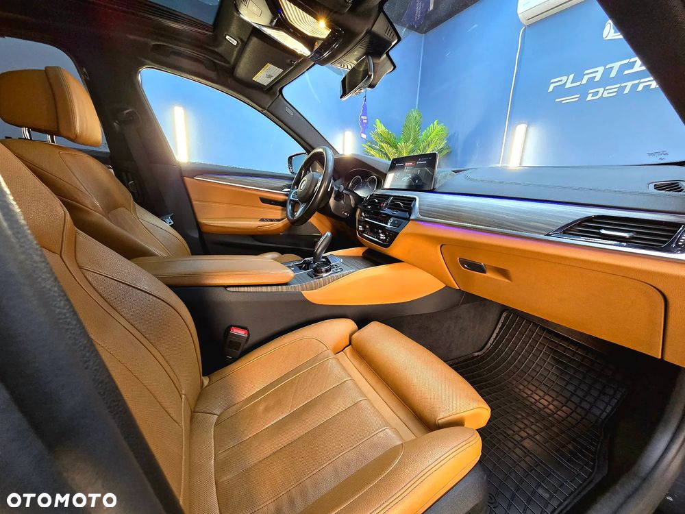 BMW Seria 5 530i - 10