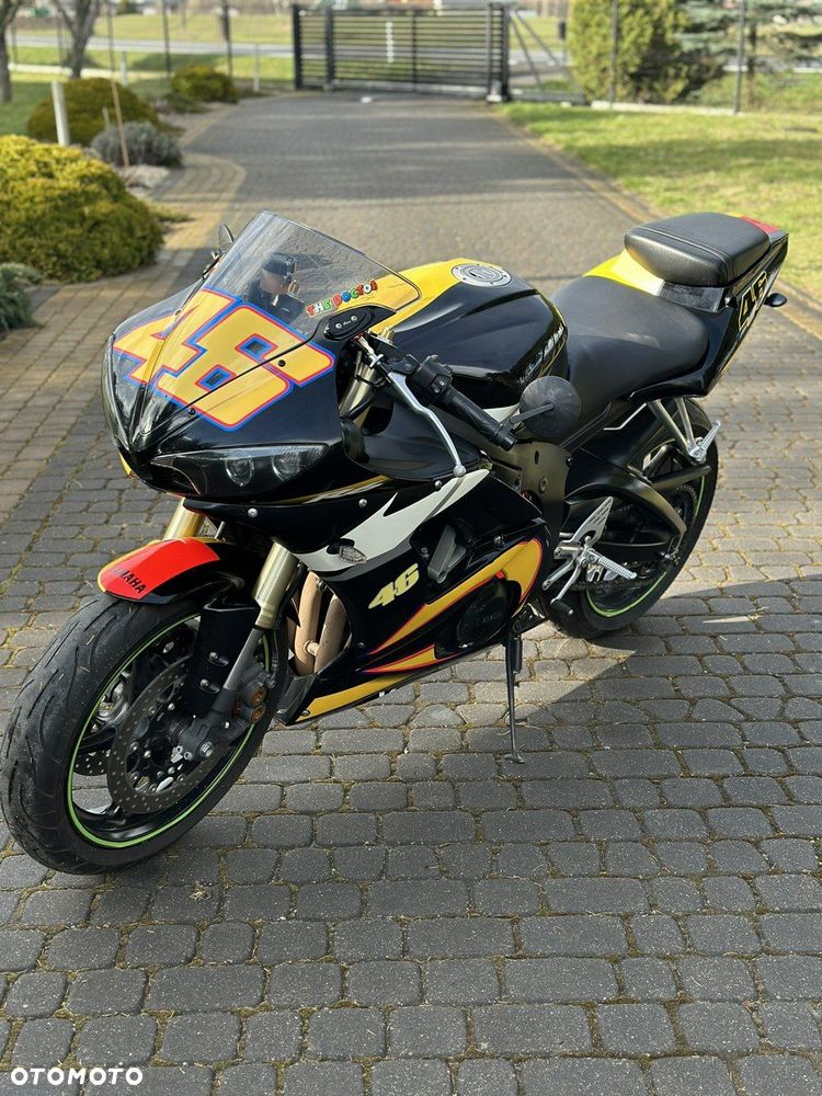 Yamaha R6 - 7