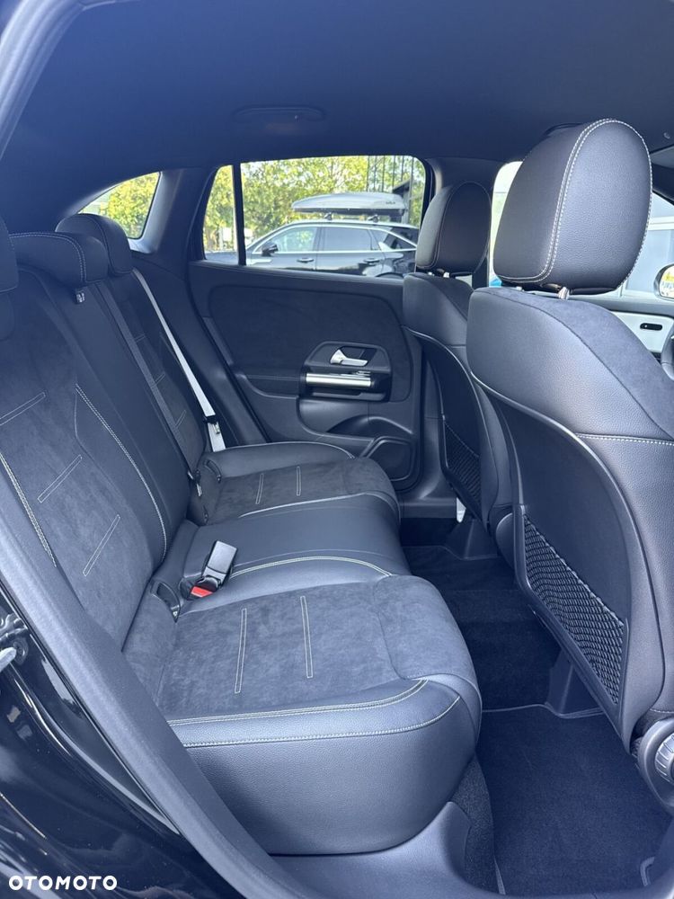 Mercedes-Benz GLA 200 mHEV AMG Line 7G-DCT - 30
