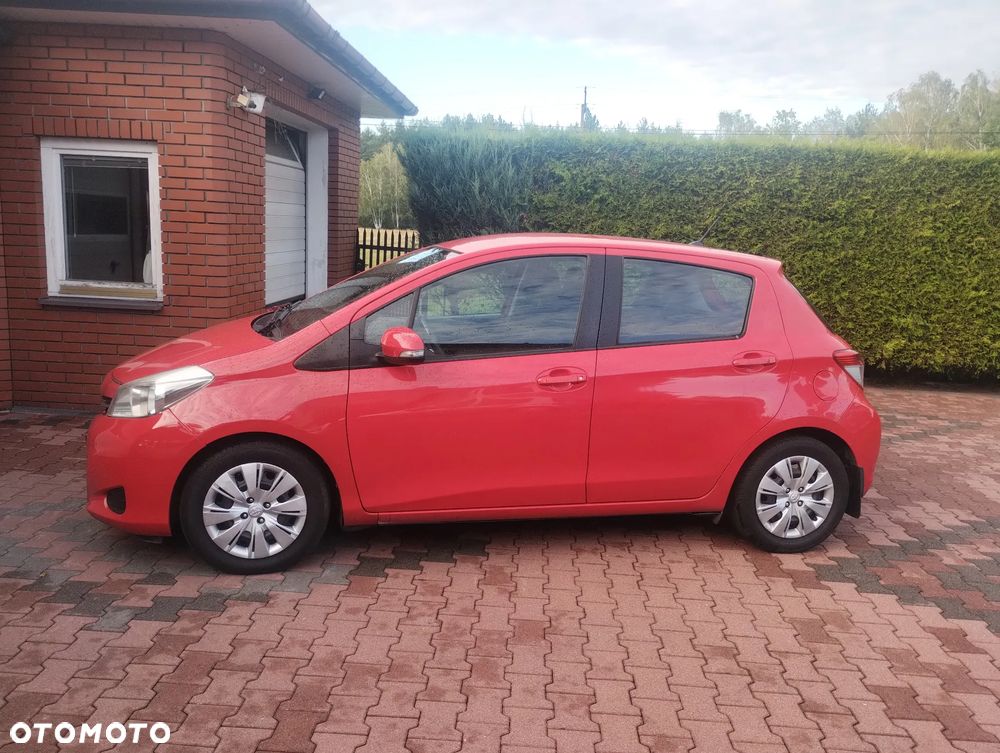 Toyota Yaris - 1