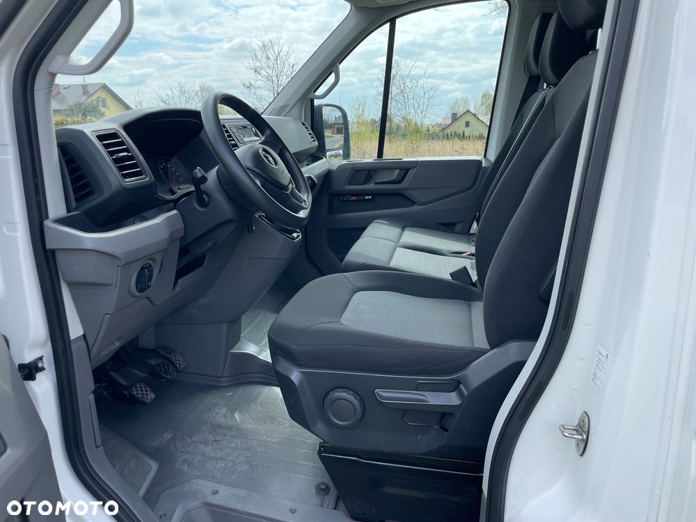 Volkswagen Crafter - 11