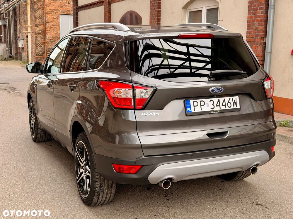 Ford Kuga 2.0 TDCi 4x4 Titanium - 13