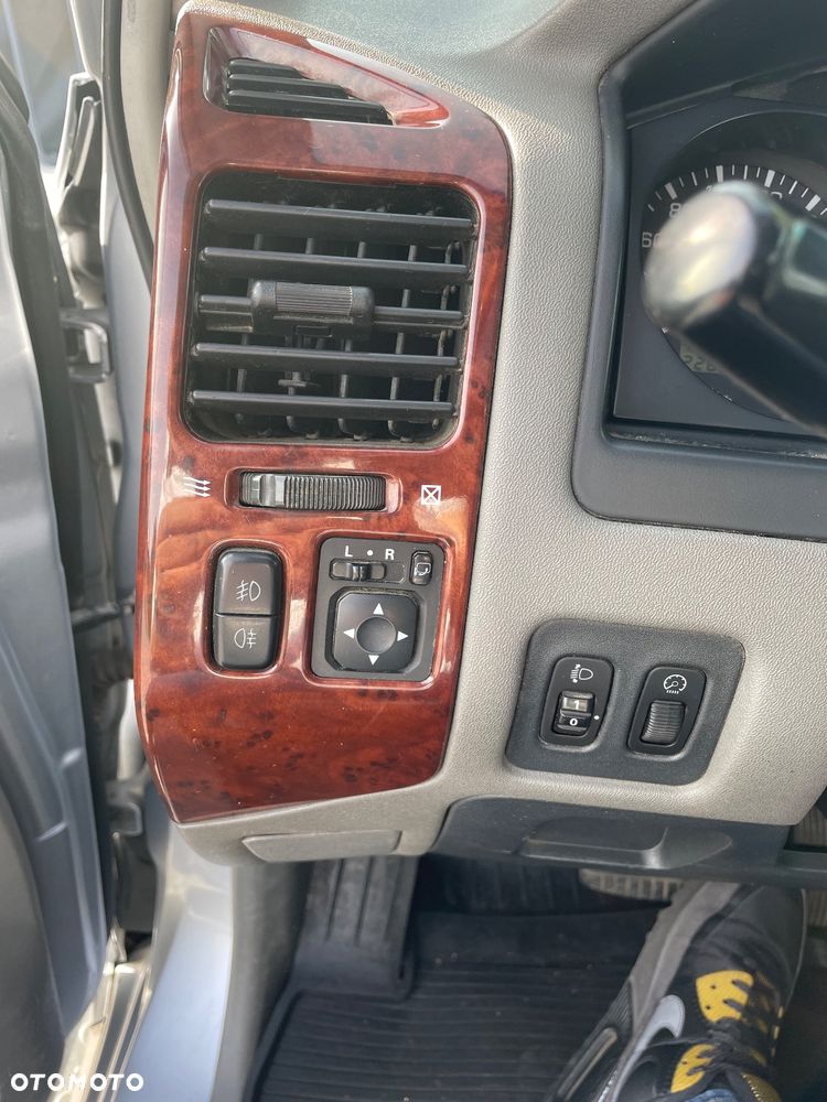 Mitsubishi Pajero 3.2 DID - 15
