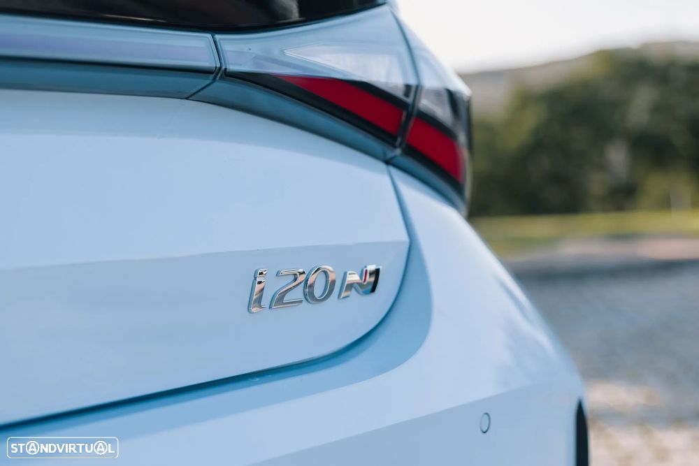 Hyundai i20 N 1.6 T-GDi Performance Pack - 14