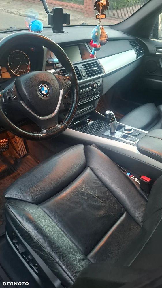 BMW X5 3.0sd xDrive - 9