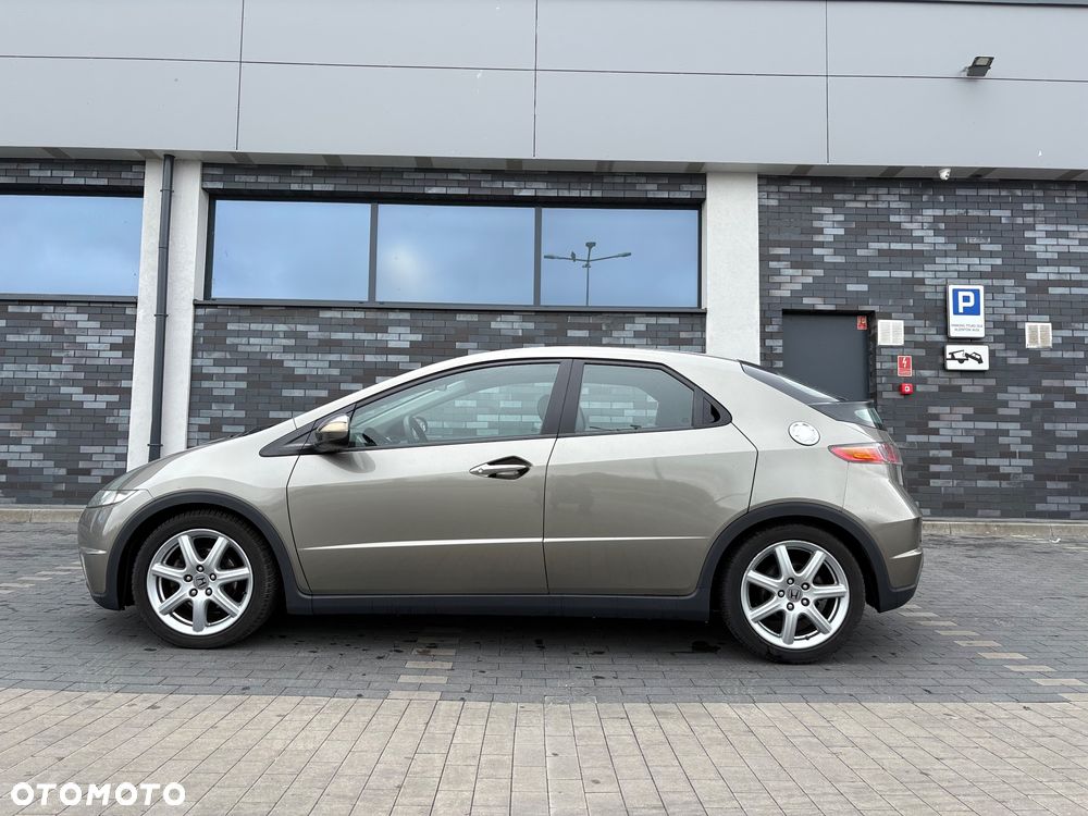 Honda Civic 1.8 Comfort - 4