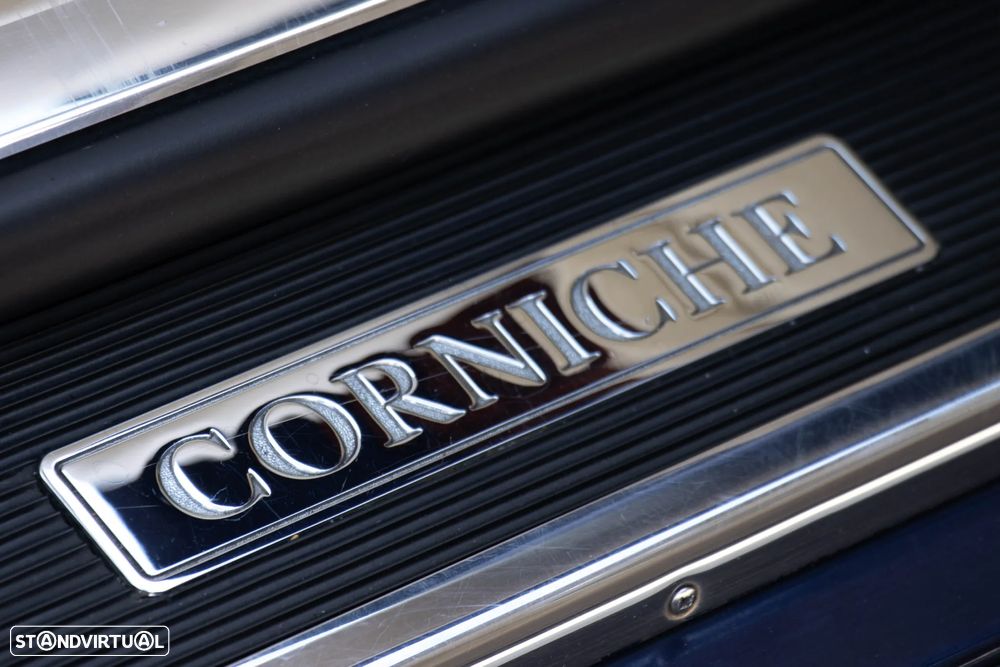 Rolls Royce Corniche Standard - 38