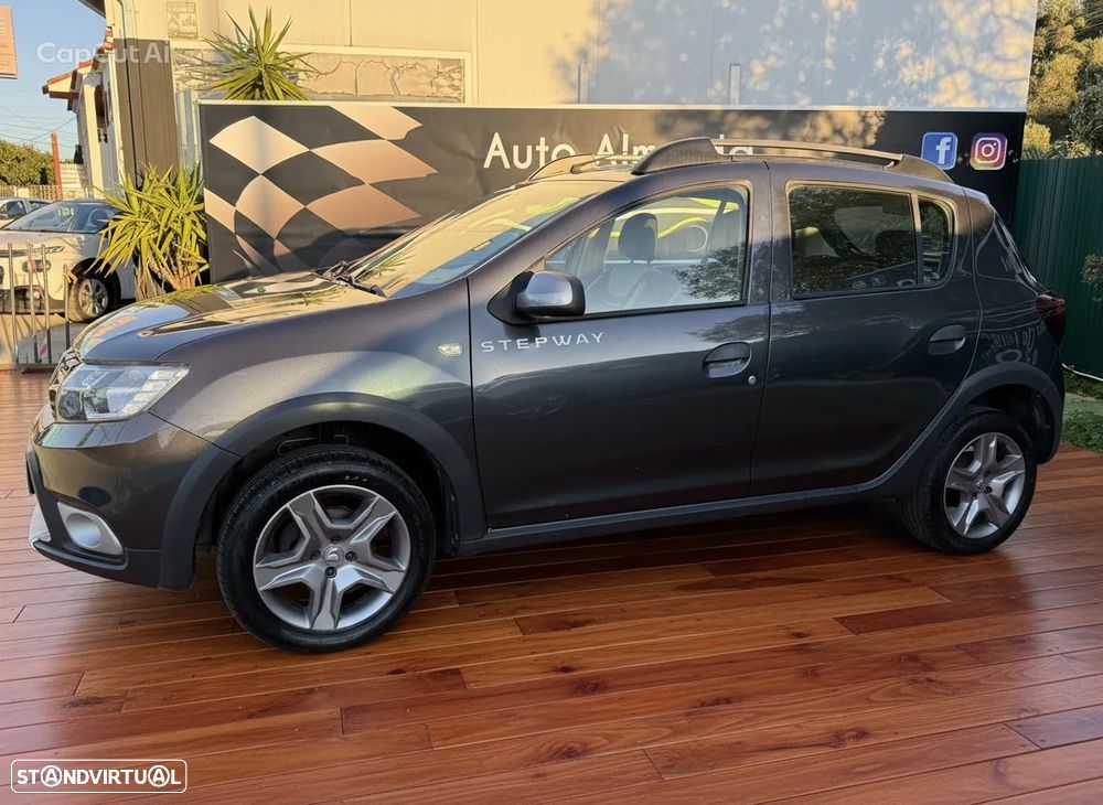 Dacia Sandero Stepway SCe 75 Essential - 2
