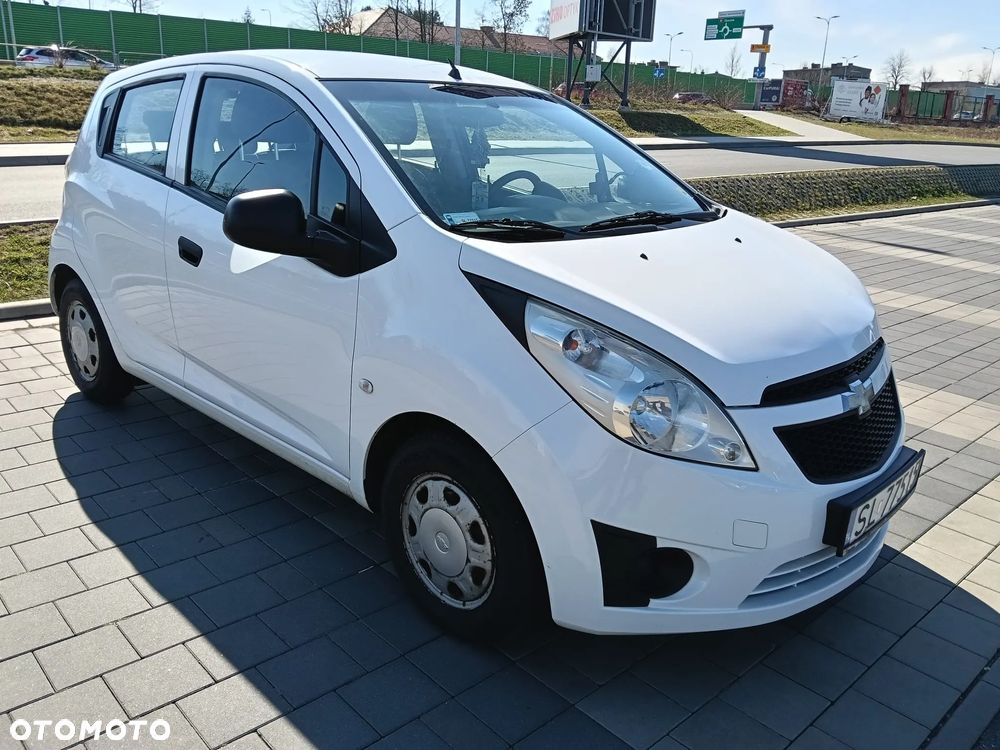 Chevrolet Spark 1.0 Base - 2