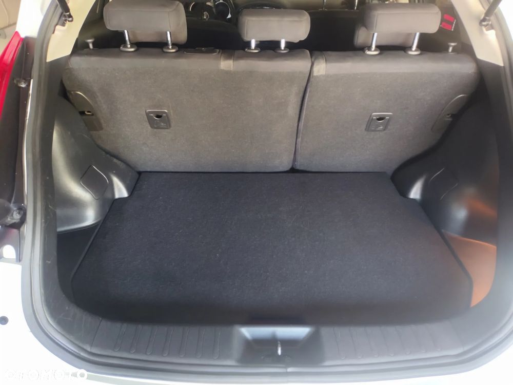 Nissan Juke 1.6 DIG-T Tekna - 19