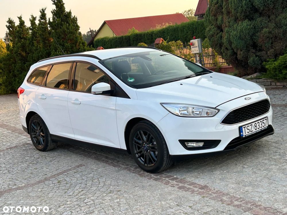 Ford Focus - 22