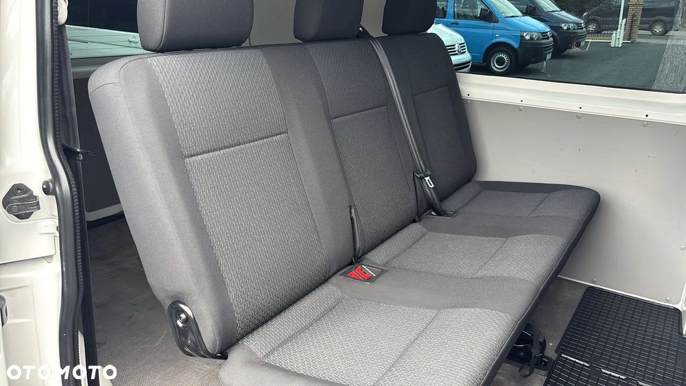 Volkswagen Transporter - 26
