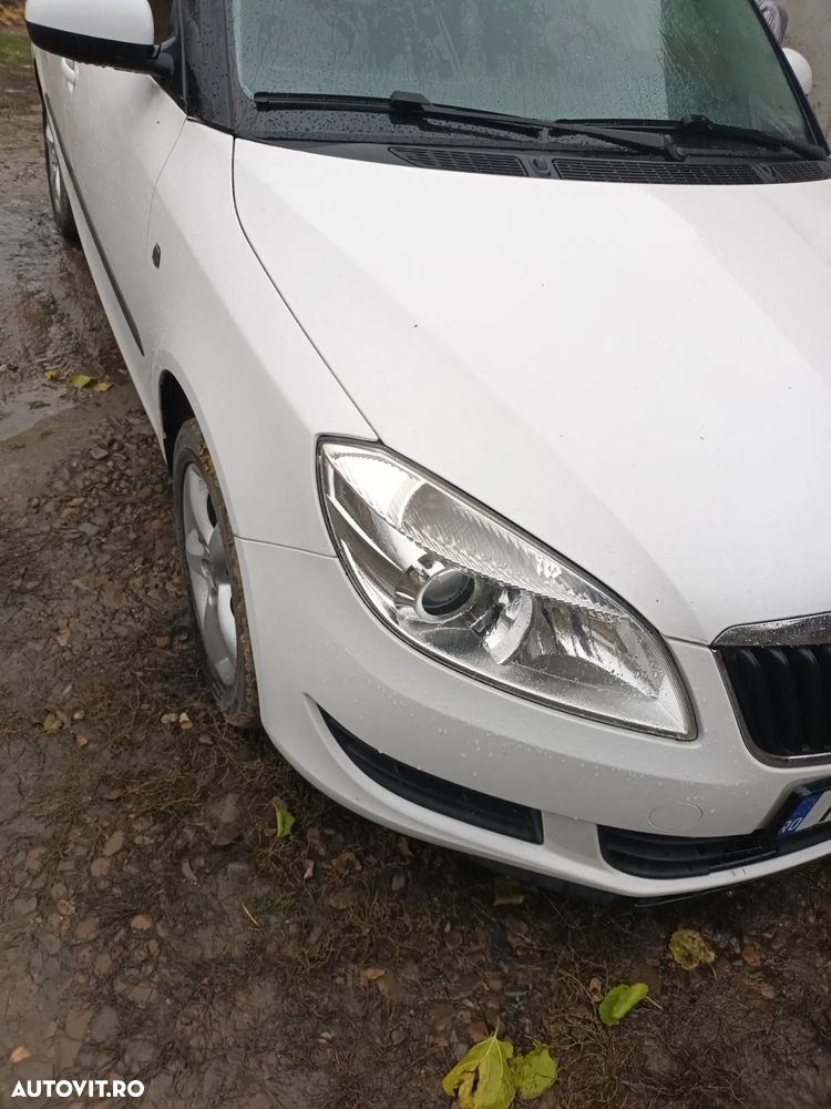 Skoda Fabia 1.2 TSI Active - 4