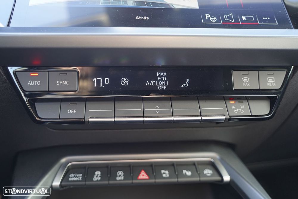 Audi A3 Sportback 30 TDI S line - 11