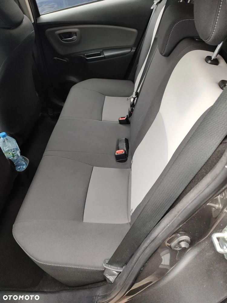 Toyota Yaris 1.5 Life - 13