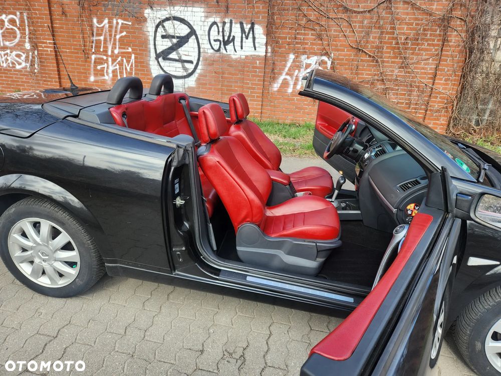 Renault Megane 1.6 Authenique - 24