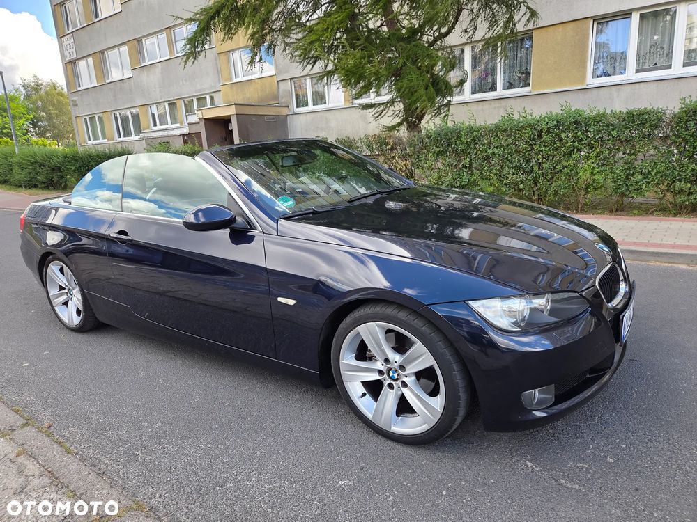 BMW Seria 3 320i Cabrio - 4