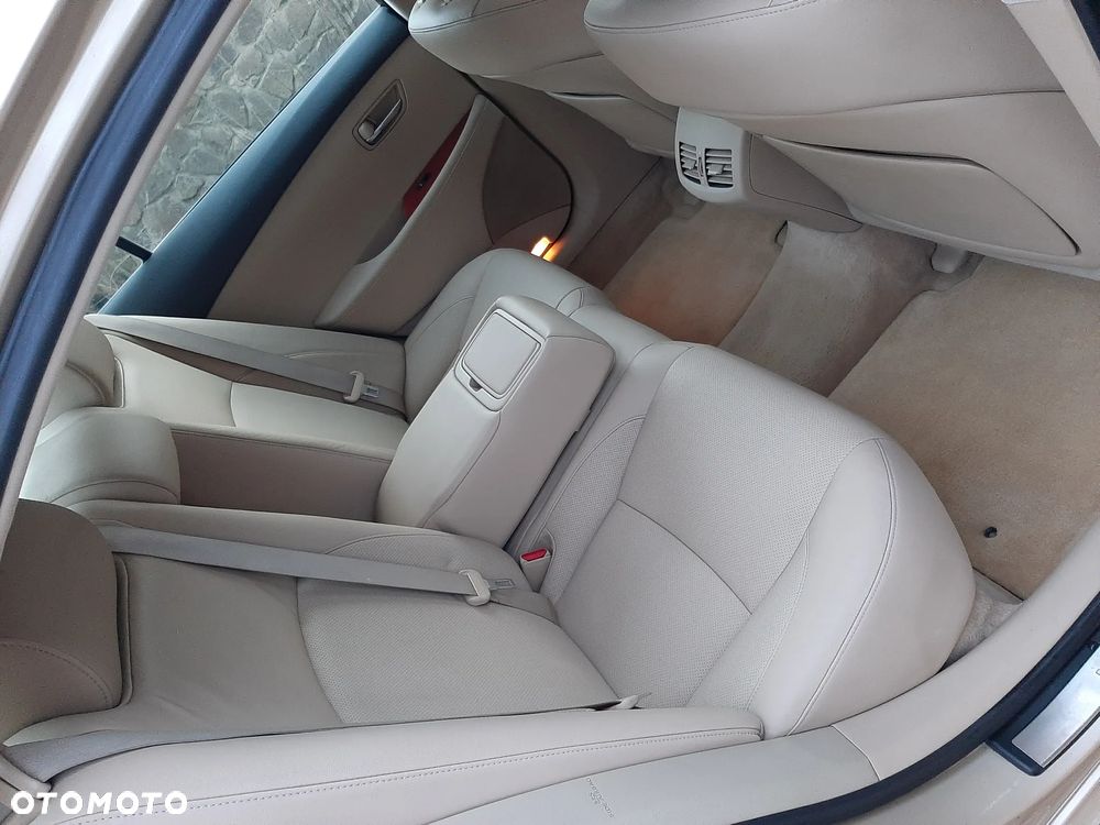 Lexus ES 350 - 12