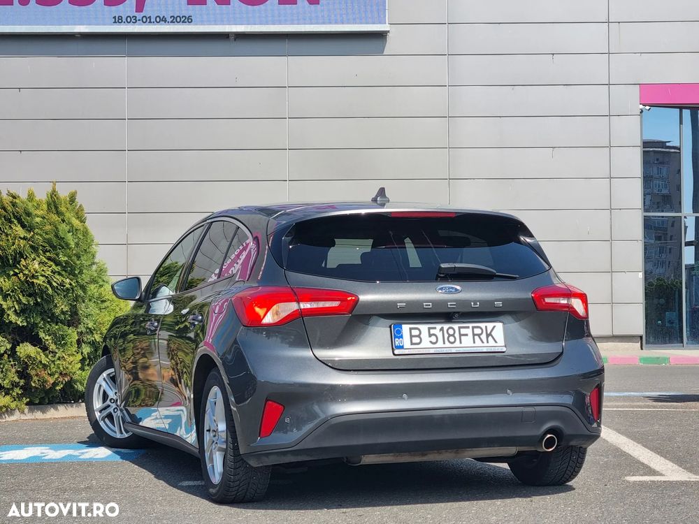 Ford Focus 1.0 EcoBoost Titanium - 10